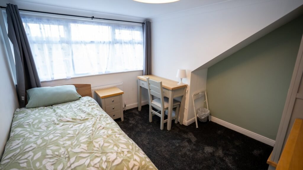 Tulip House bedroom