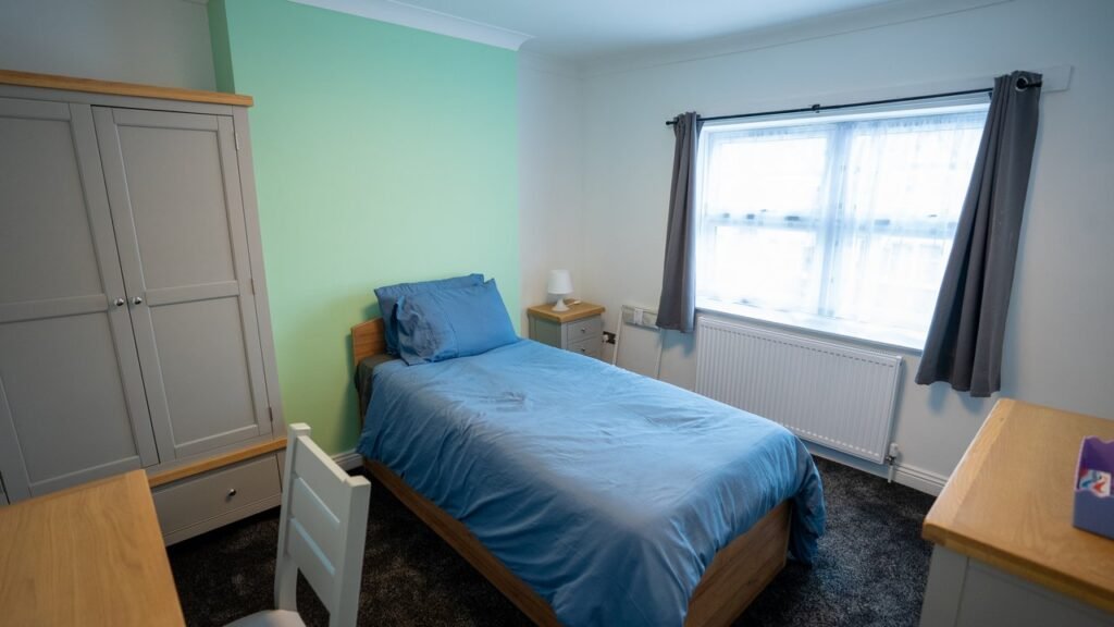 Tulip House bedroom